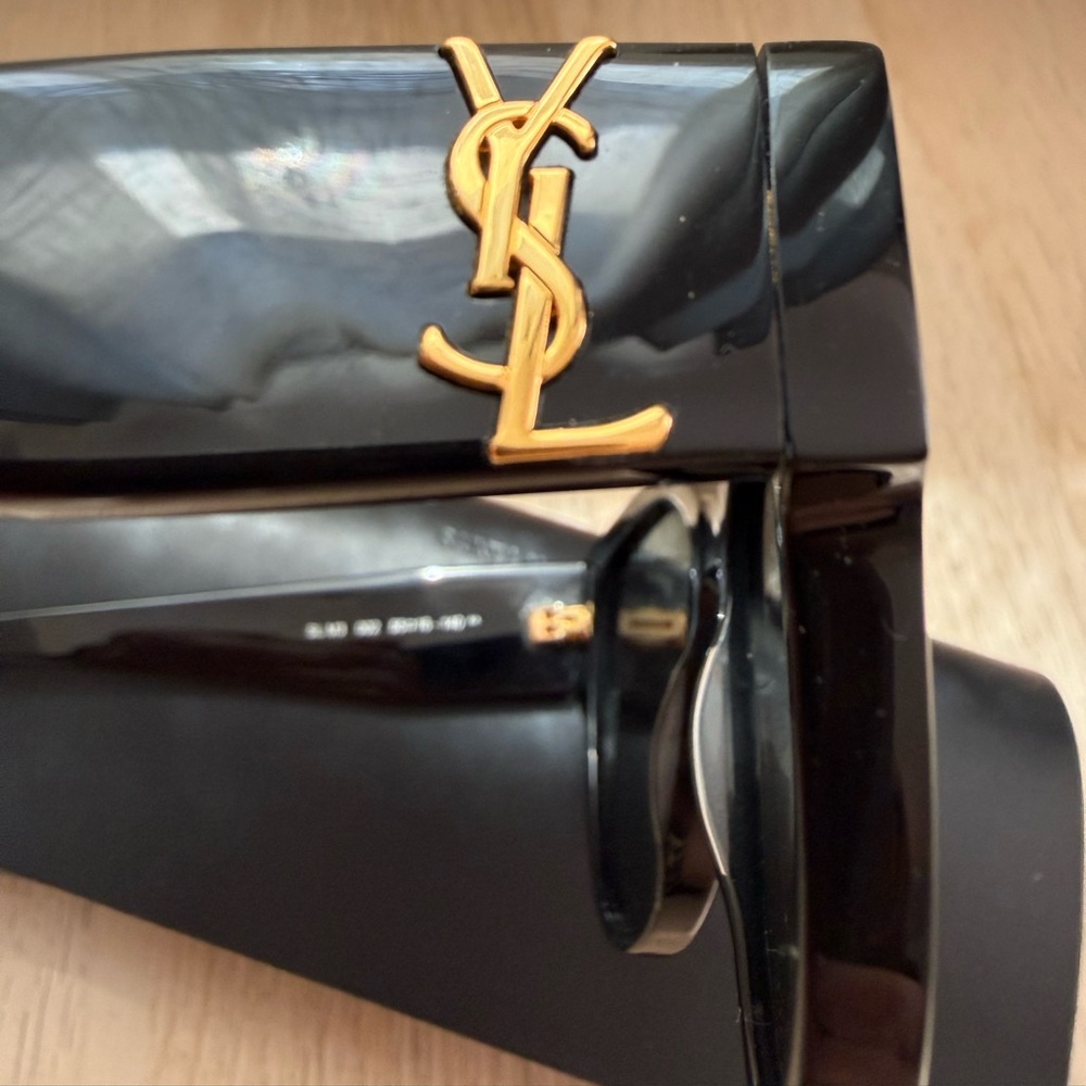Saint Laurent Black Cat-Eye Sunglasses with Gold Logo - Picture 9 of 12